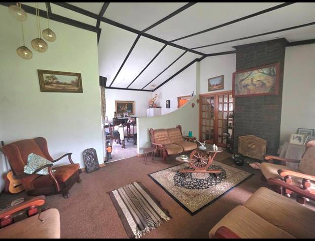 4 BEDROOM HOUSE FOR SALE IN FREEWAY PARK